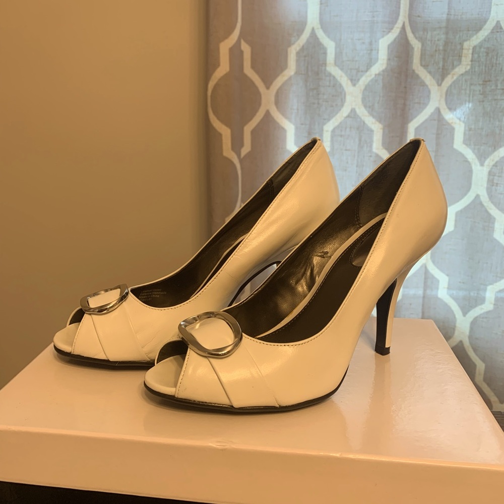 Alfani Peep Toe Pumps - Size 7 - White